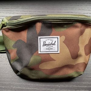Herschel belt bag